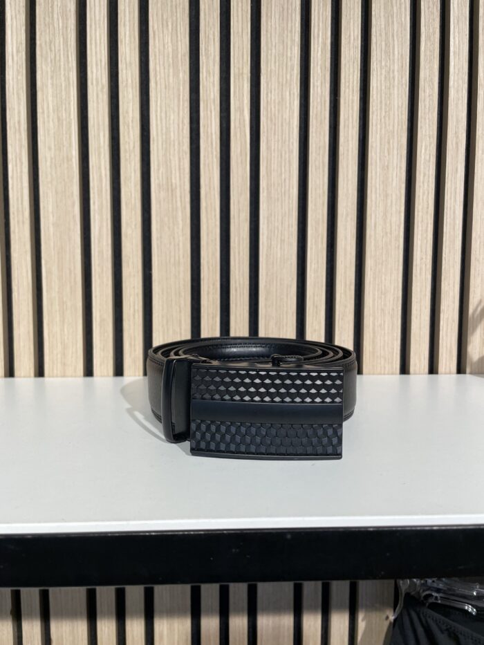 Skind bælte med glide spænde, 130cm