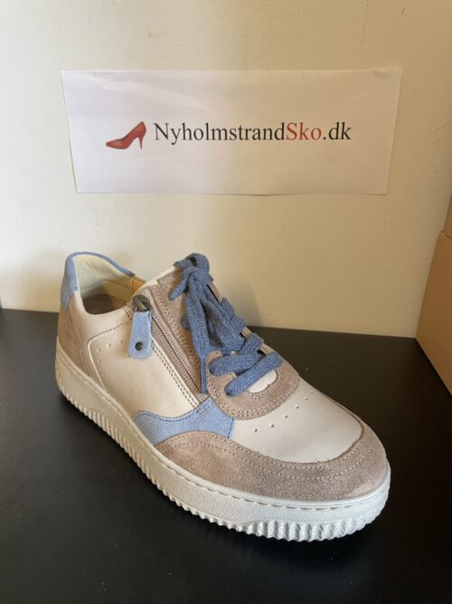 Hartjes sneaker i beige og blå skind