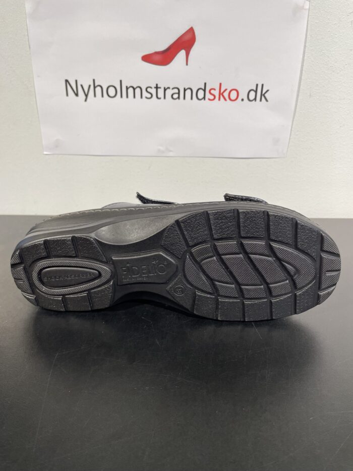 Fidelio sundheds sandal i sort skind