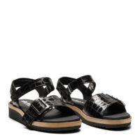 New Feet sandal med spænde, sort kroko lak, på sort sål
