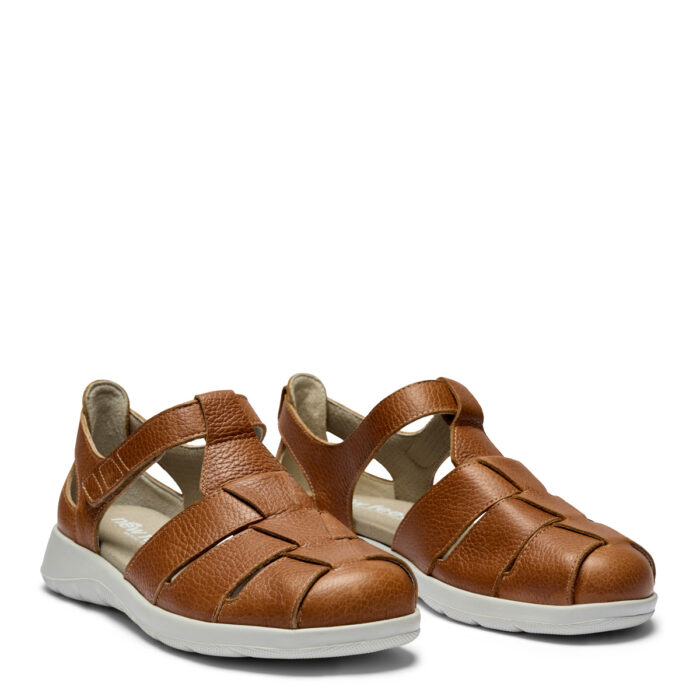 New Feet sandal sko i brun på lys sål, læst S