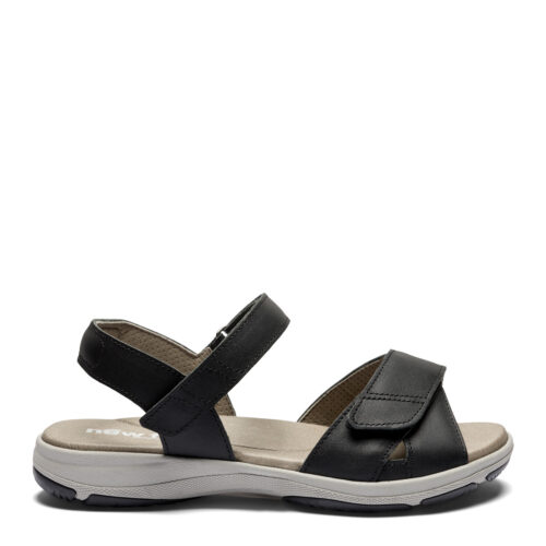New Feet sandal med krydsrem over tæerne