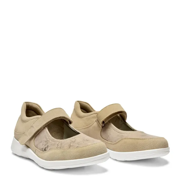 Elegant New Feet ballerina