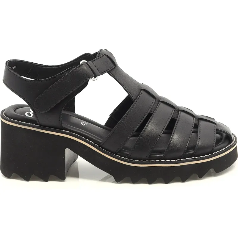 Ara sandal på hæl