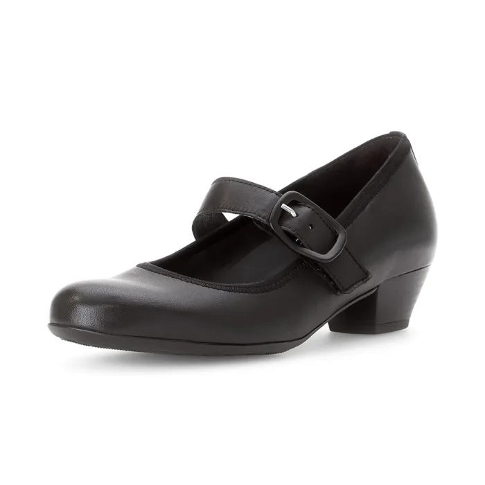 Gabor pump på 3,5 cm hæl, sort glat skind.