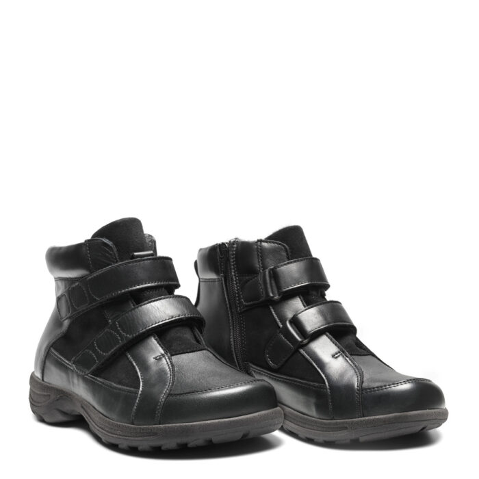 New Feet bred støvlet med velcro og stræk over tæerne