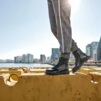 New Feet damestøvle i skind med krokodille-/laklook