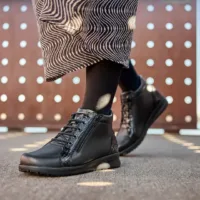 New Feet damestøvle med krokodillelook