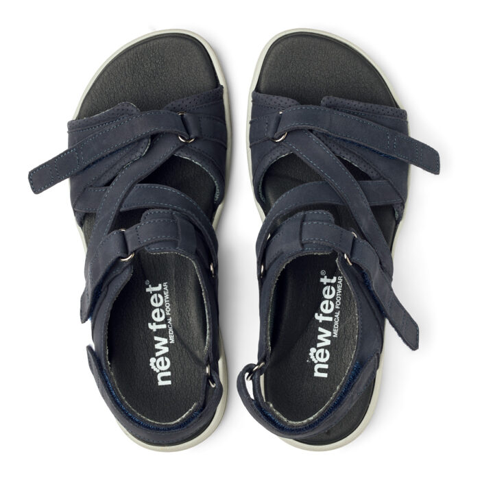 New Feet blå sandal med krydsremme