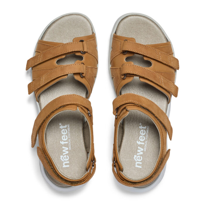 New Feet brun nubuck, 3 rems sandal med bagrem