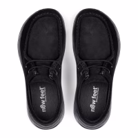 New Feet sort bred herresko med snørebånd. Lavet i sort ruskind