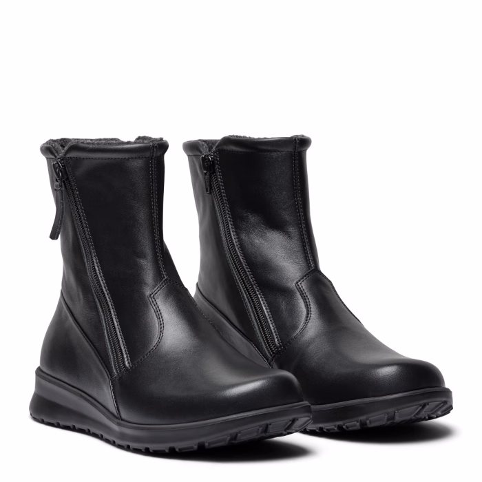 New Feet vinterstøvle med for og tex membran, sort skind med 2 lynlåse.
