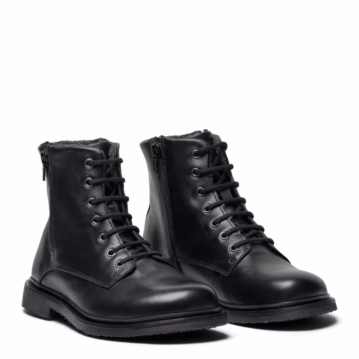Trendy New Feet støvle med varmt for og tex membran. Smart design, med markeret hæl