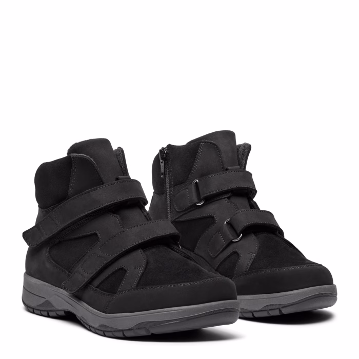 New Feet bred støvle med velcro og lynlås. Tex membran, der holder vandet ude.