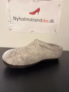 Nauseni hjemmesko i grå uldfilt, dame og herre
